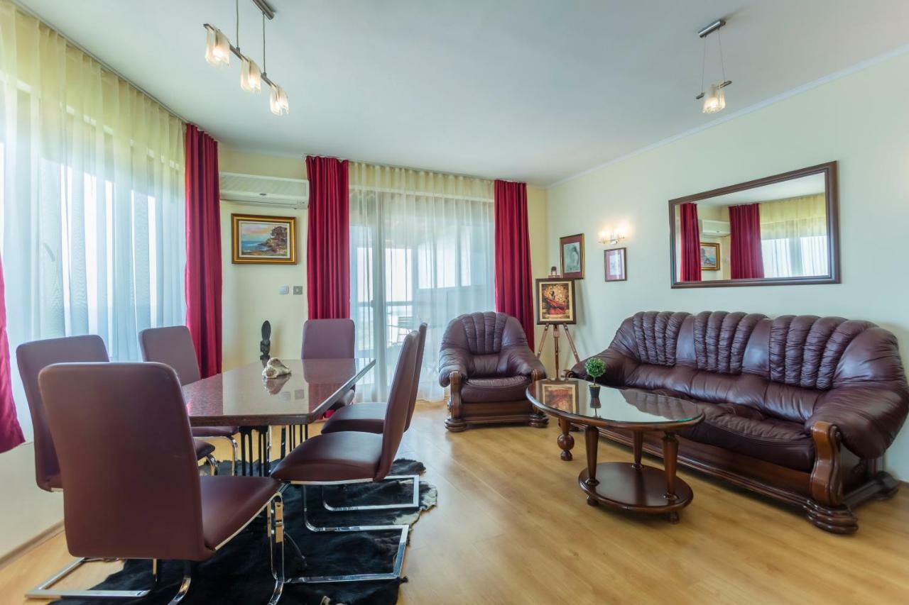 La Casa Primorsko Apartment ภายนอก รูปภาพ