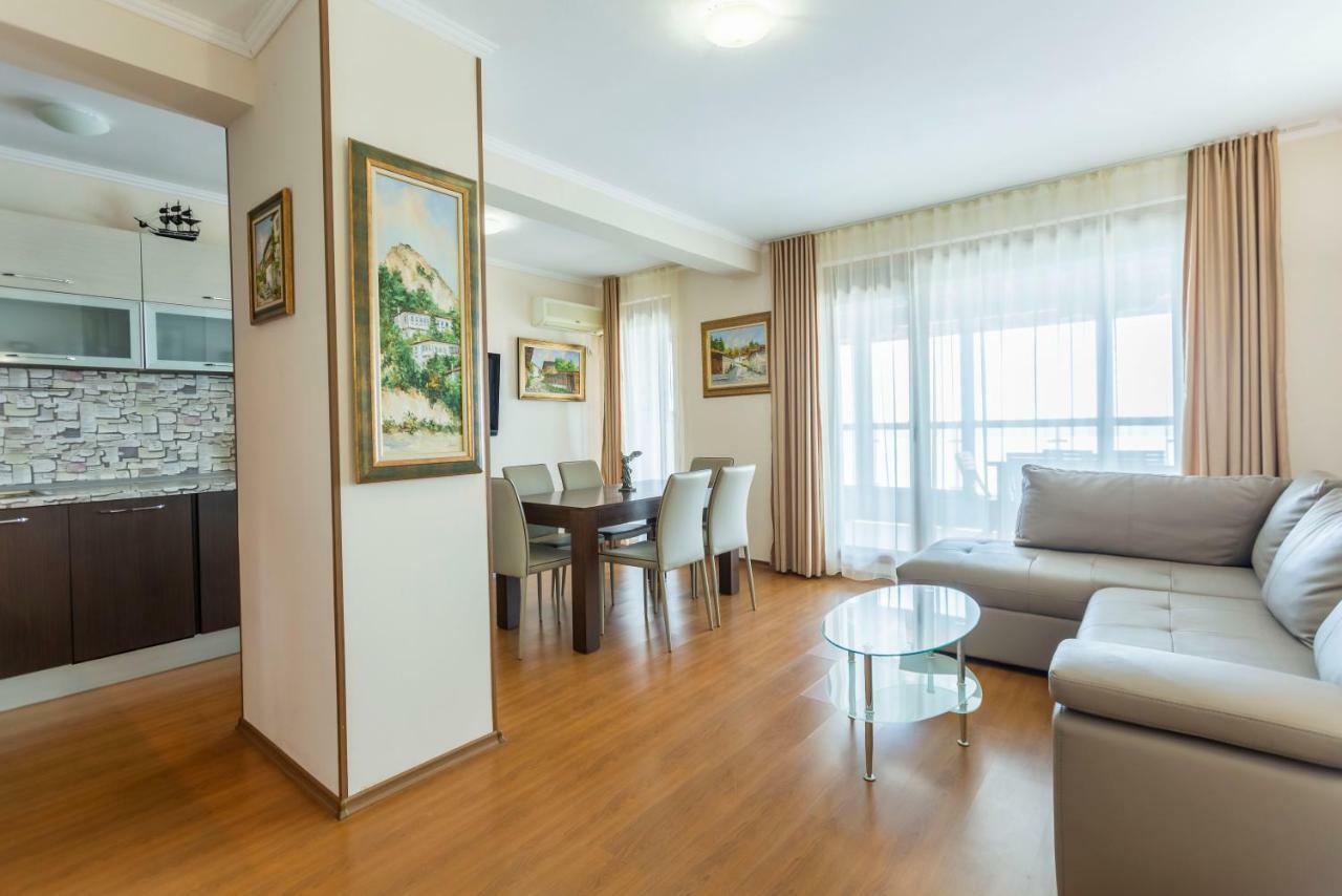 La Casa Primorsko Apartment ภายนอก รูปภาพ
