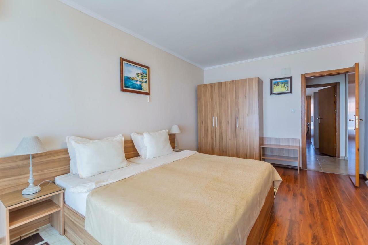 La Casa Primorsko Apartment ภายนอก รูปภาพ