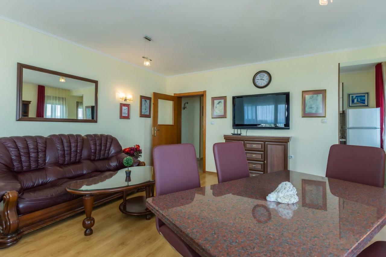 La Casa Primorsko Apartment ภายนอก รูปภาพ