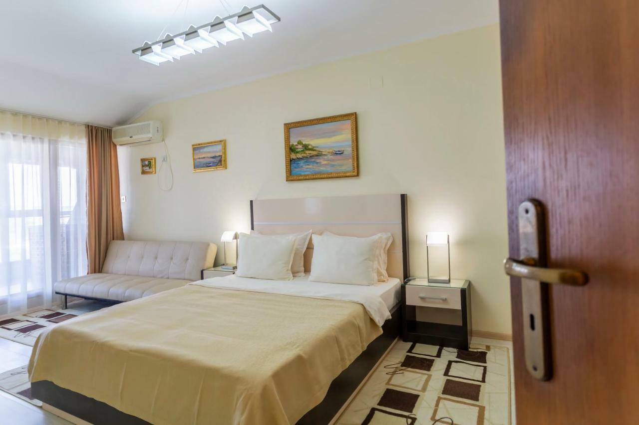 La Casa Primorsko Apartment ภายนอก รูปภาพ