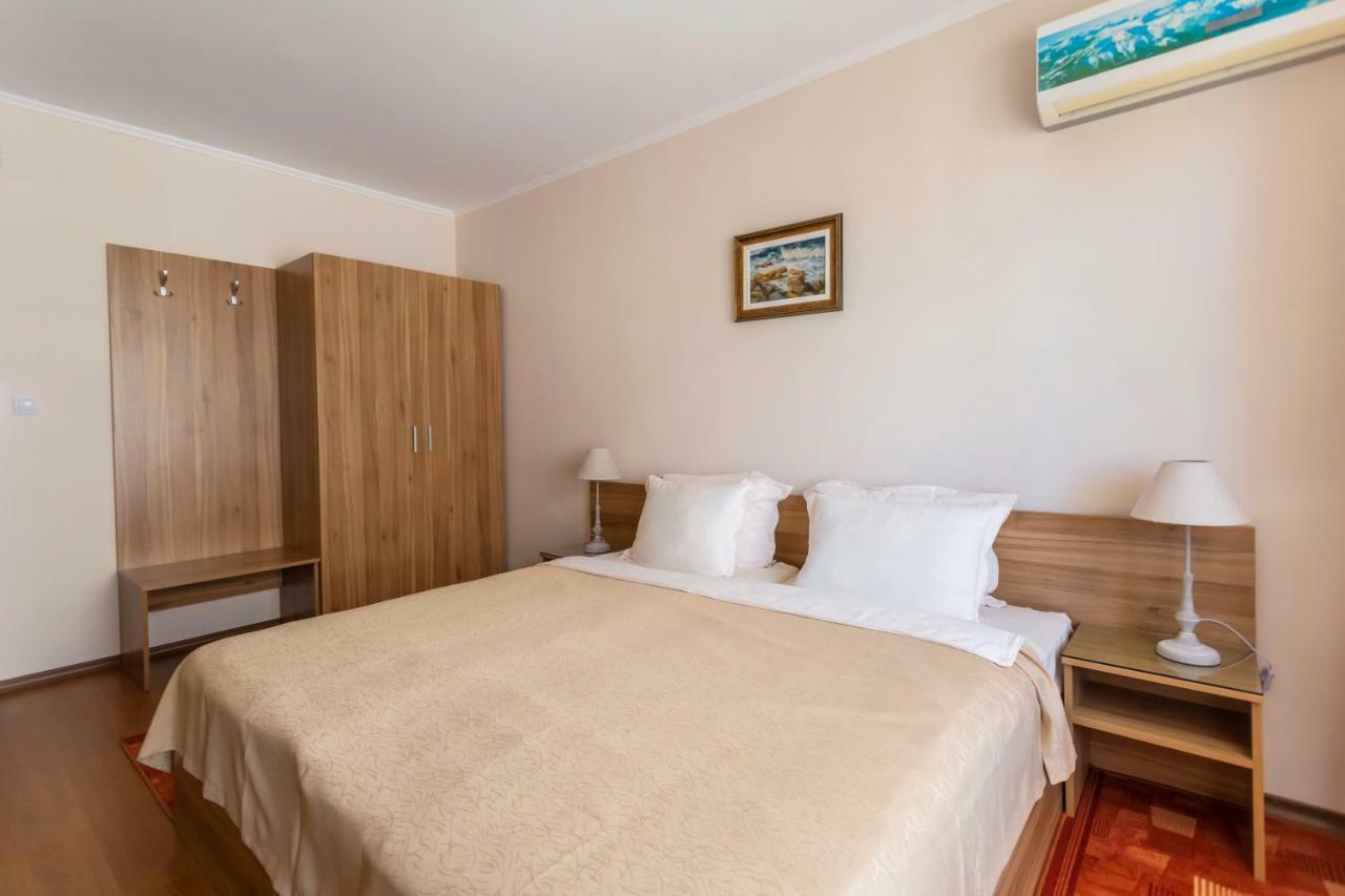 La Casa Primorsko Apartment ภายนอก รูปภาพ